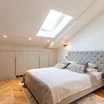 Sumptuous Renovated Penthouse - Gray D\'Albion-Croi