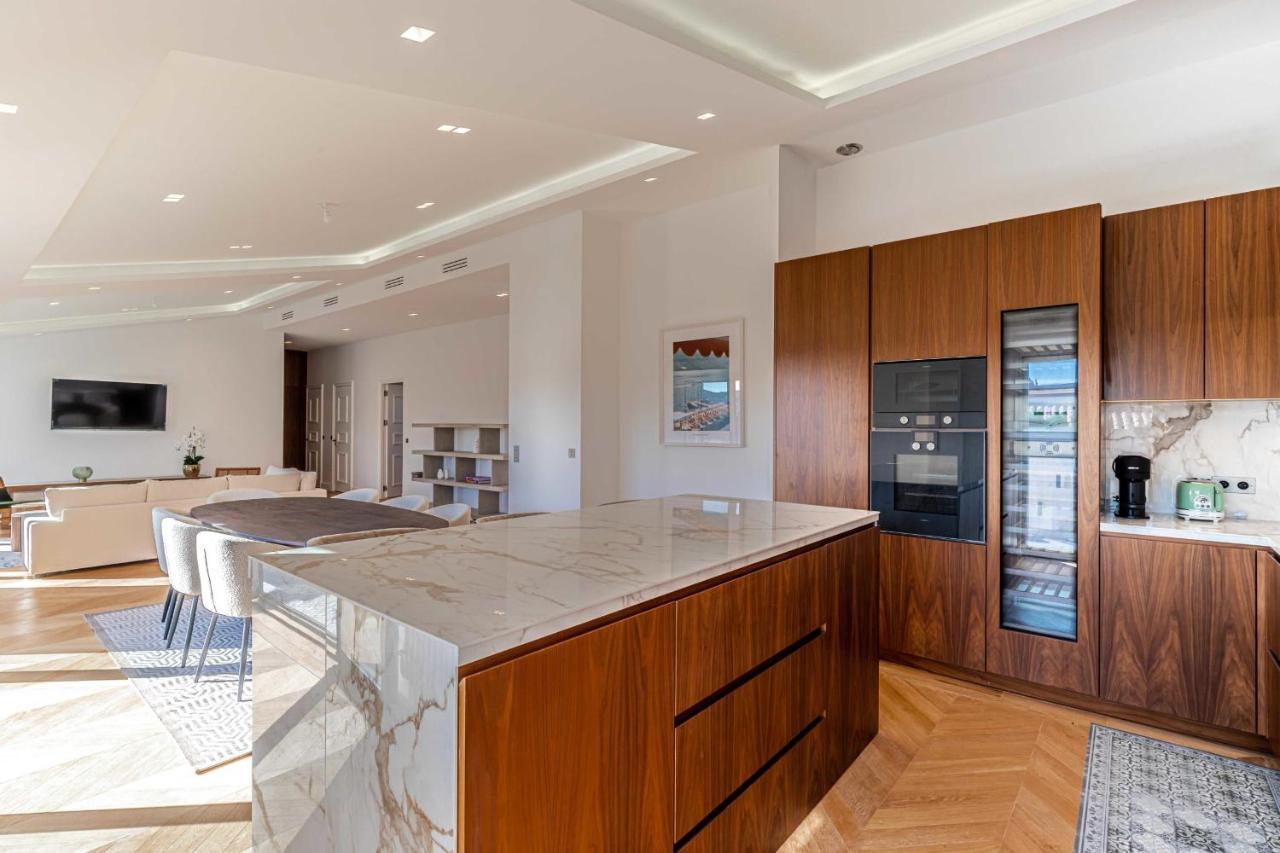 Sumptuous Renovated Penthouse - Gray D'albion-croi Cannes